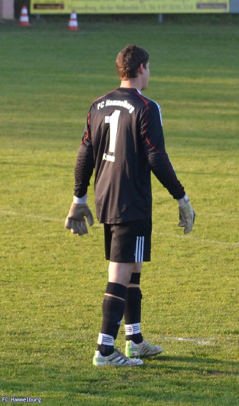 http://www.fc-hammelburg.de//cache/vs_1.%20Mannschaft_Chris%204-JPG.jpg